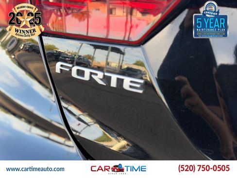 Used 2023 Kia Forte GT-Line FWD image 5