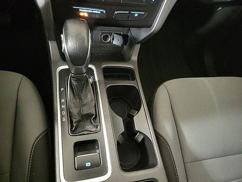 Used 2018 Ford Escape S image 21