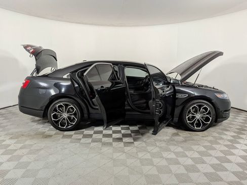 Used 2018 Ford Taurus SHO w/ Sho Performance Package AWD/4WD image 9