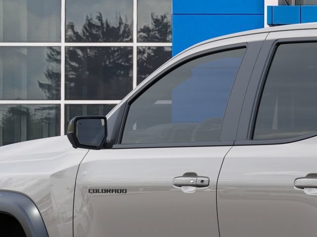 New 2026 Chevrolet Colorado ZR2 w/ Technology Package AWD/4WD image 12