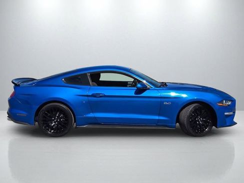 Used 2019 Ford Mustang GT image 3