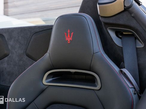 Used 2024 Maserati MC20 Cielo image 24