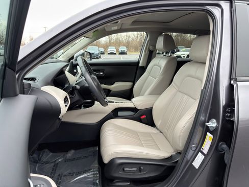 Used 2024 Honda HR-V EX-L image 10