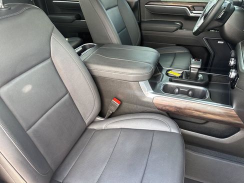 Used 2025 GMC Sierra 1500 SLT w/ SLT Premium Package AWD/4WD image 35