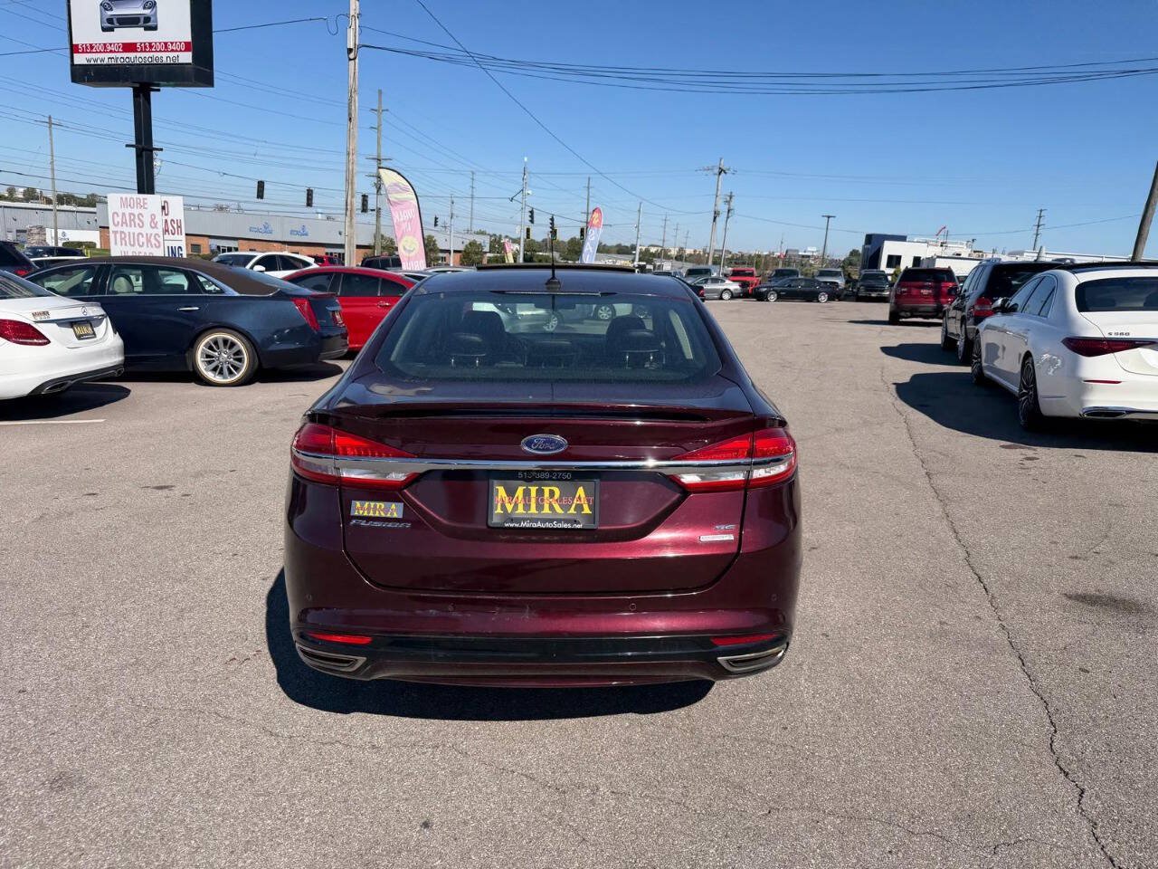 Used 2017 Ford Fusion SE w/ Equipment Group 201A FWD image 5