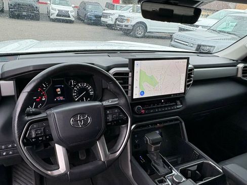 Used 2022 Toyota Tundra Limited image 12