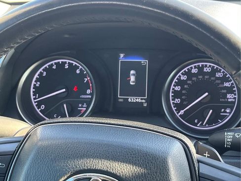 Used 2023 Toyota Camry SE image 24
