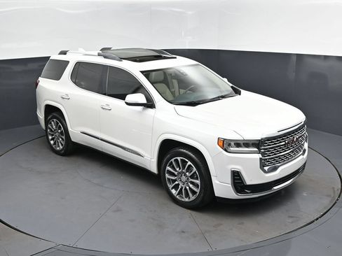 Used 2021 GMC Acadia Denali w/ Denali Technology Package FWD image 36