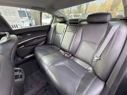 Used 2017 Acura RLX w/ Technology Package image 15