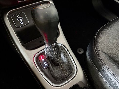 Used 2017 Jeep Compass Latitude w/ Cold Weather Group image 17