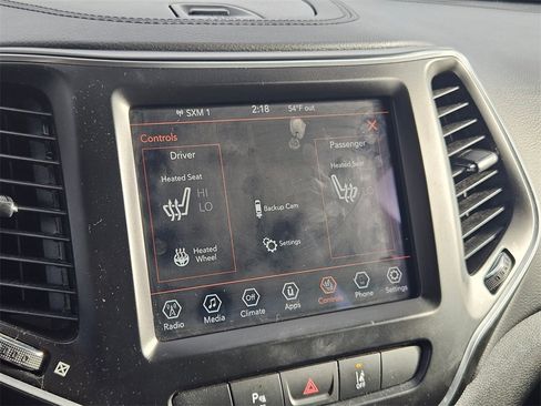 Certified 2021 Jeep Cherokee Latitude Lux w/ Sun & Sound Group image 25