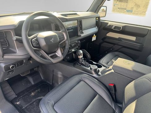 New 2026 Ford Bronco Badlands AWD/4WD image 14