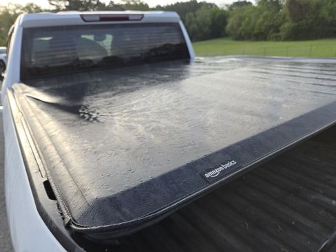 Used 2023 Chevrolet Silverado 1500 RST w/ Z71 Off-Road Package AWD/4WD image 25