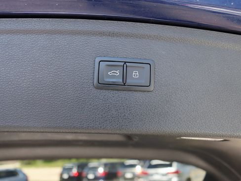 Used 2018 Audi SQ5 Premium Plus AWD/4WD image 40