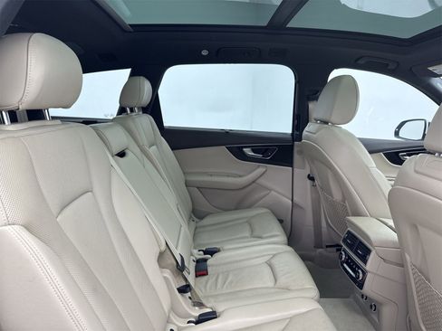 Used 2018 Audi Q7 3.0T Premium Plus w/ Premium Plus Package image 35