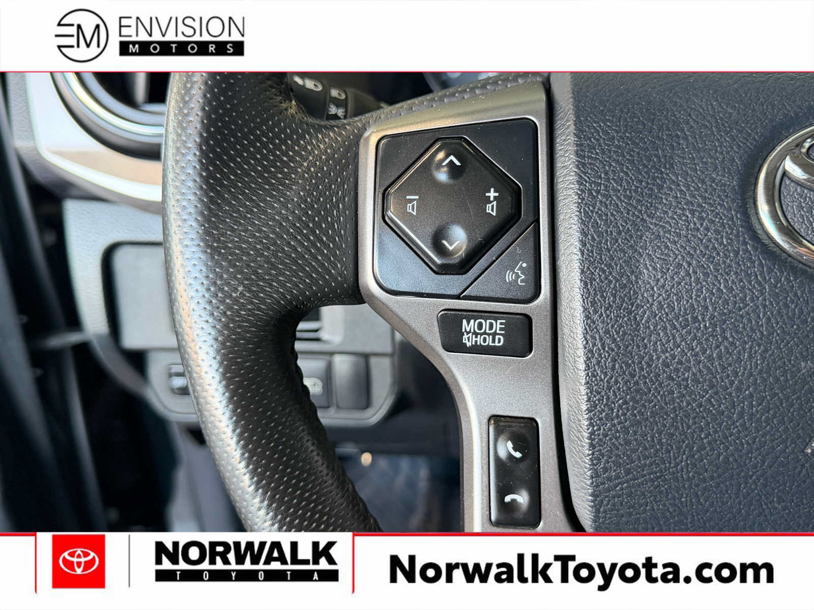 Used 2019 Toyota Tacoma SR5 RWD image 21