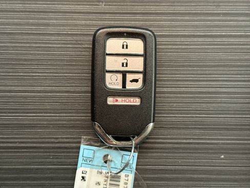 Used 2020 Honda Pilot EX image 10