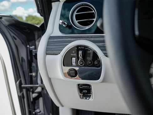 New 2025 Rolls-Royce Ghost image 34