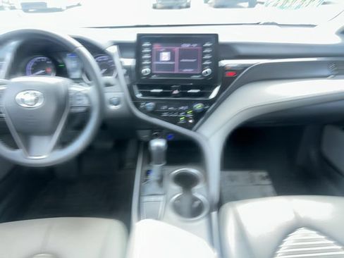 Used 2024 Toyota Camry SE w/ Convenience Package FWD image 15