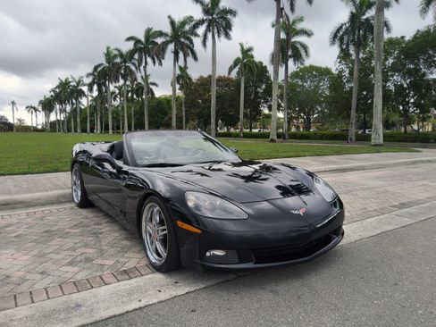 Used 2006 Chevrolet Corvette Convertible w/ Preferred Equipment Group RWD image 1