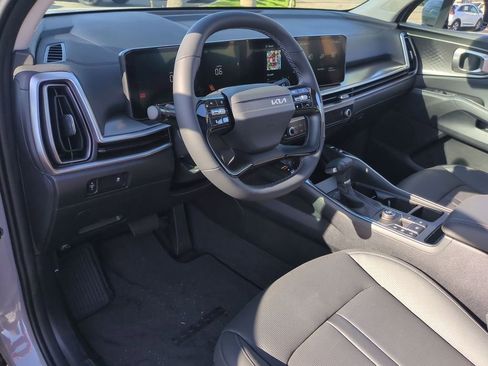 New 2026 Kia Sorento LX image 10