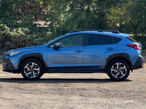 Used 2024 Subaru Crosstrek 2.0i Premium AWD/4WD image 4
