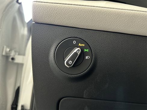 New 2026 Volkswagen Taos S image 14