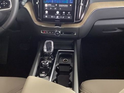 New 2026 Volvo XC60 T8 Plus w/ Protection Package Premier AWD/4WD image 22