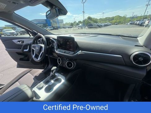 Certified 2024 Chevrolet Blazer LT w/ Convenience Package FWD image 34