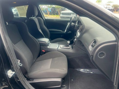 Used 2022 Dodge Charger R/T RWD image 25