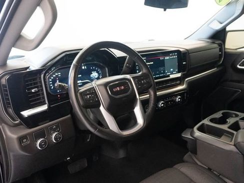 Used 2022 GMC Sierra 1500 Elevation RWD image 4