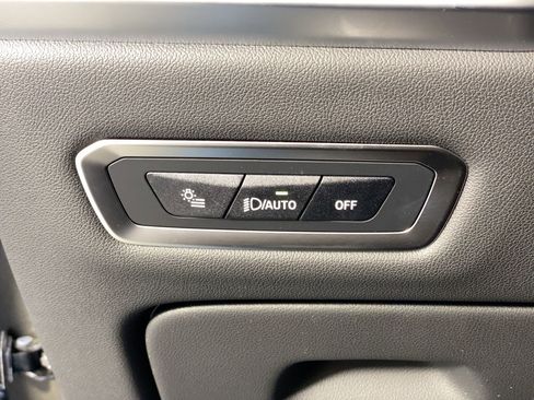 New 2026 BMW X7 M60i image 16