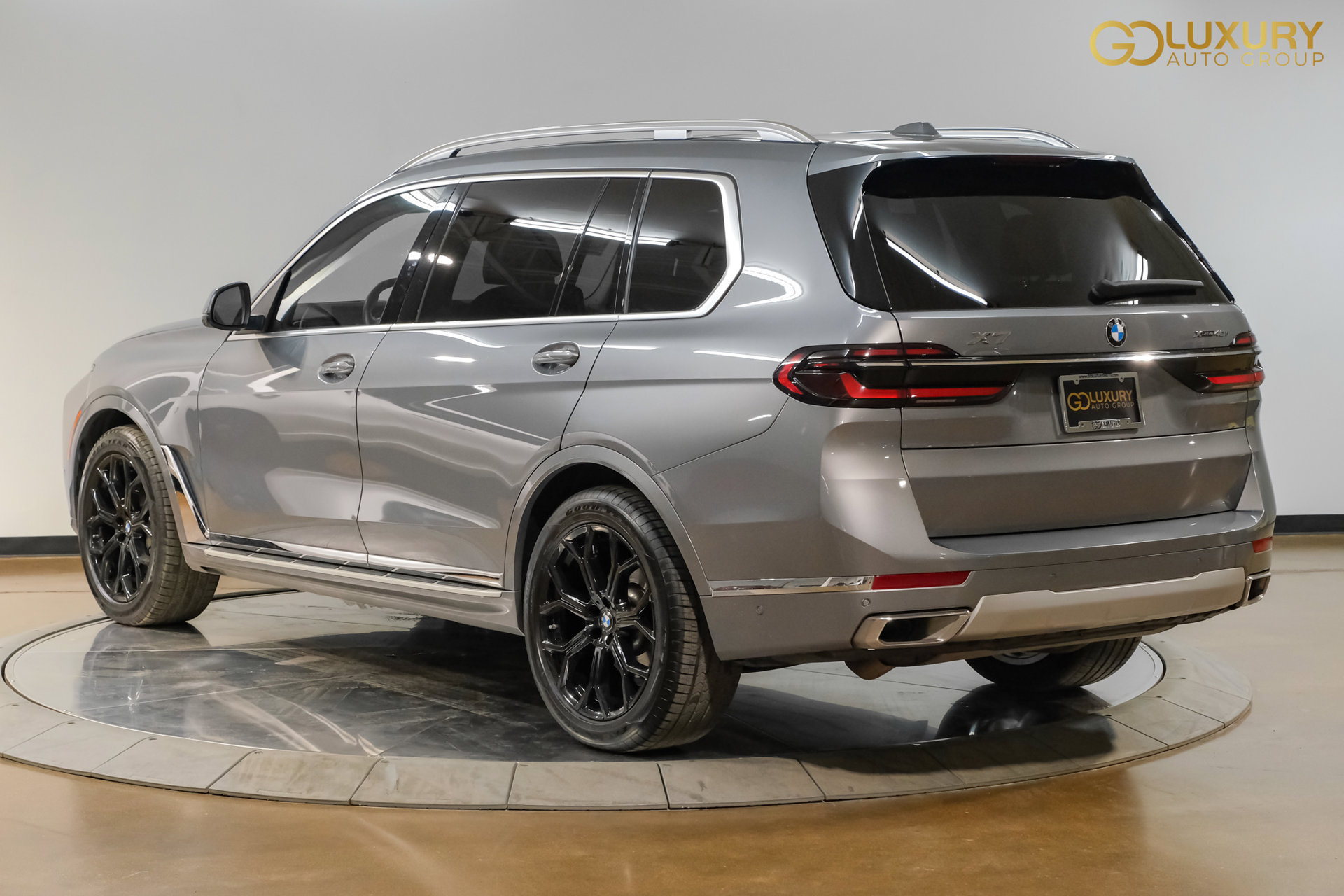 Used 2025 BMW X7 xDrive40i AWD/4WD image 12