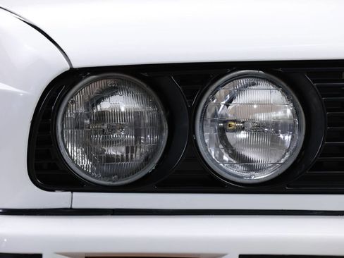 Used 1988 BMW M3 Coupe image 13