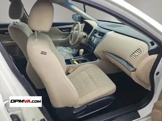 Used 2015 Nissan Altima 2.5 S w/ Power Driver Seat Package FWD image 3
