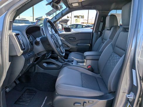 Used 2026 Nissan Frontier SV w/ Tow Package image 14