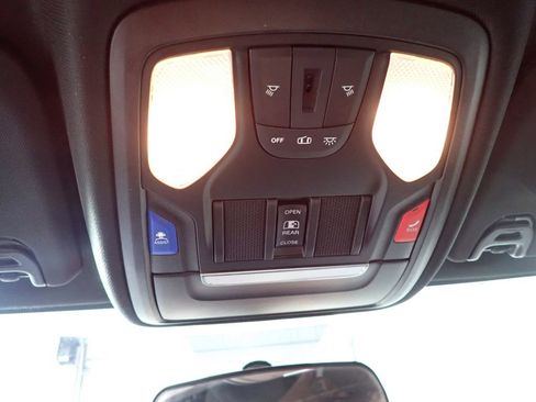 Used 2022 RAM 2500 Tradesman image 32