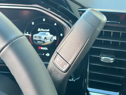 New 2026 GMC Sierra 1500 SLT image 20