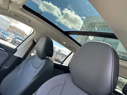 New 2026 Volkswagen Tiguan SE AWD/4WD image 13