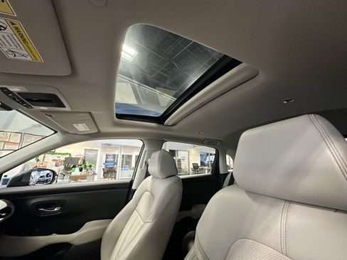 Used 2023 Honda HR-V EX-L image 18