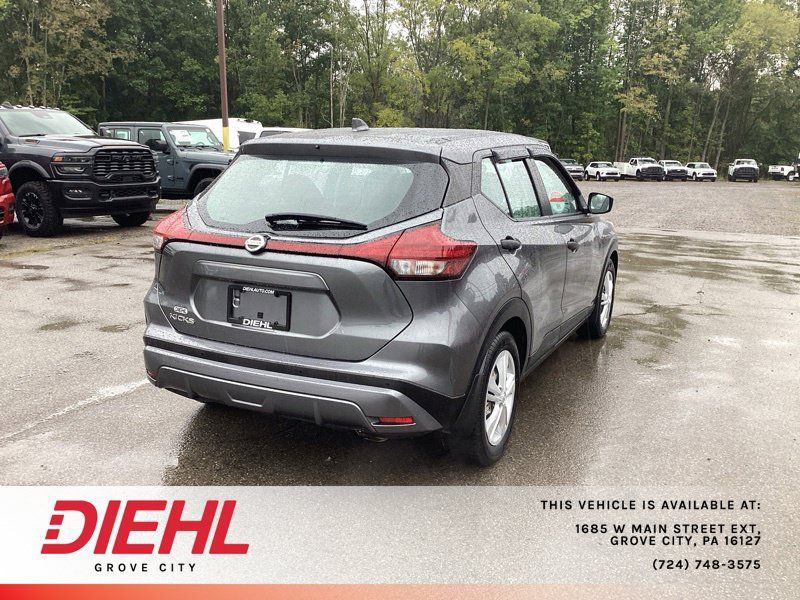 Used 2021 Nissan Kicks S FWD image 7
