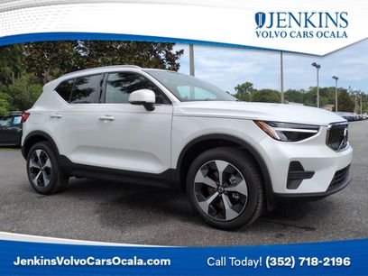 New 2025 Volvo XC40 B5 Core w/ Protection Package Premier