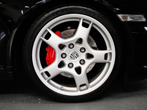 Used 2006 Porsche 911 Carrera S RWD image 42