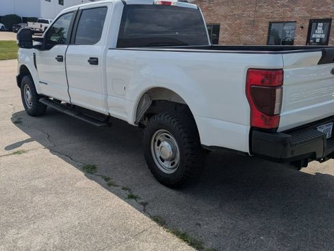 Used 2022 Ford F250 XL w/ Power Equipment Group AWD/4WD image 6