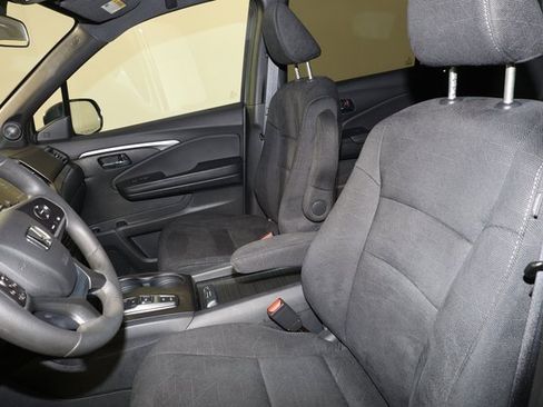 Used 2022 Honda Pilot Sport image 26