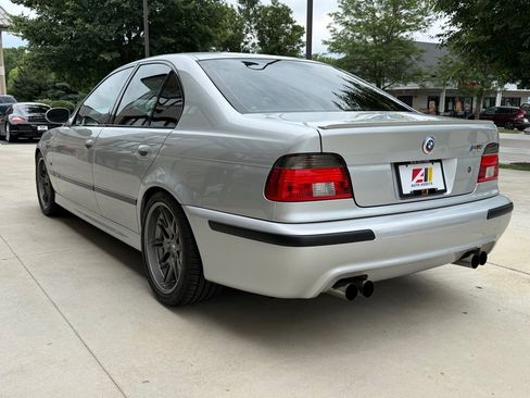 Used 2002 BMW M5 RWD image 7