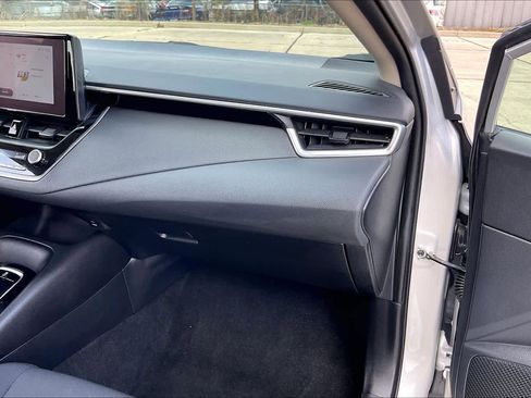 Used 2024 Toyota Corolla LE image 20