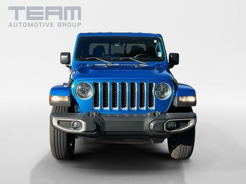 Used 2022 Jeep Gladiator Overland image 6