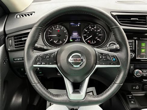 Used 2020 Nissan Rogue SL w/ Premium Package AWD/4WD image 12