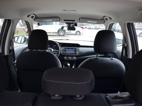 Used 2022 Nissan Kicks S image 18